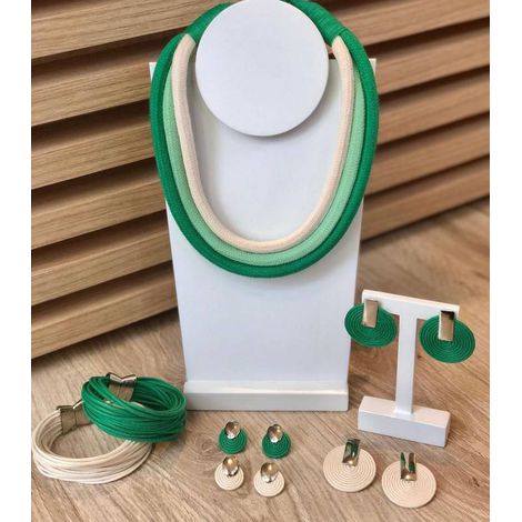 Lia Necklace