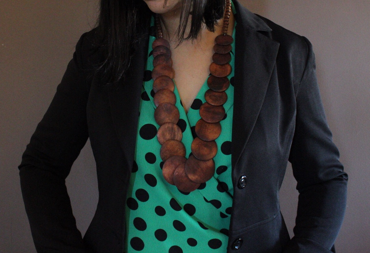 Round wood necklace