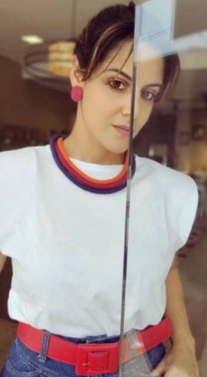 Mari Earrings