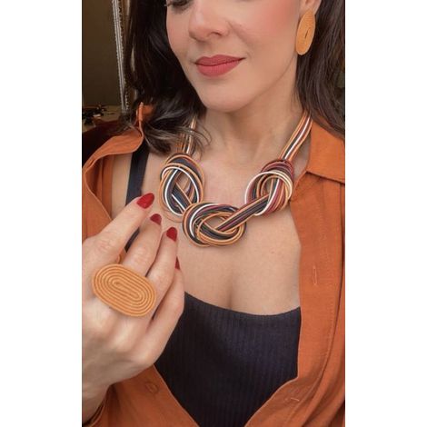 Knot Necklace